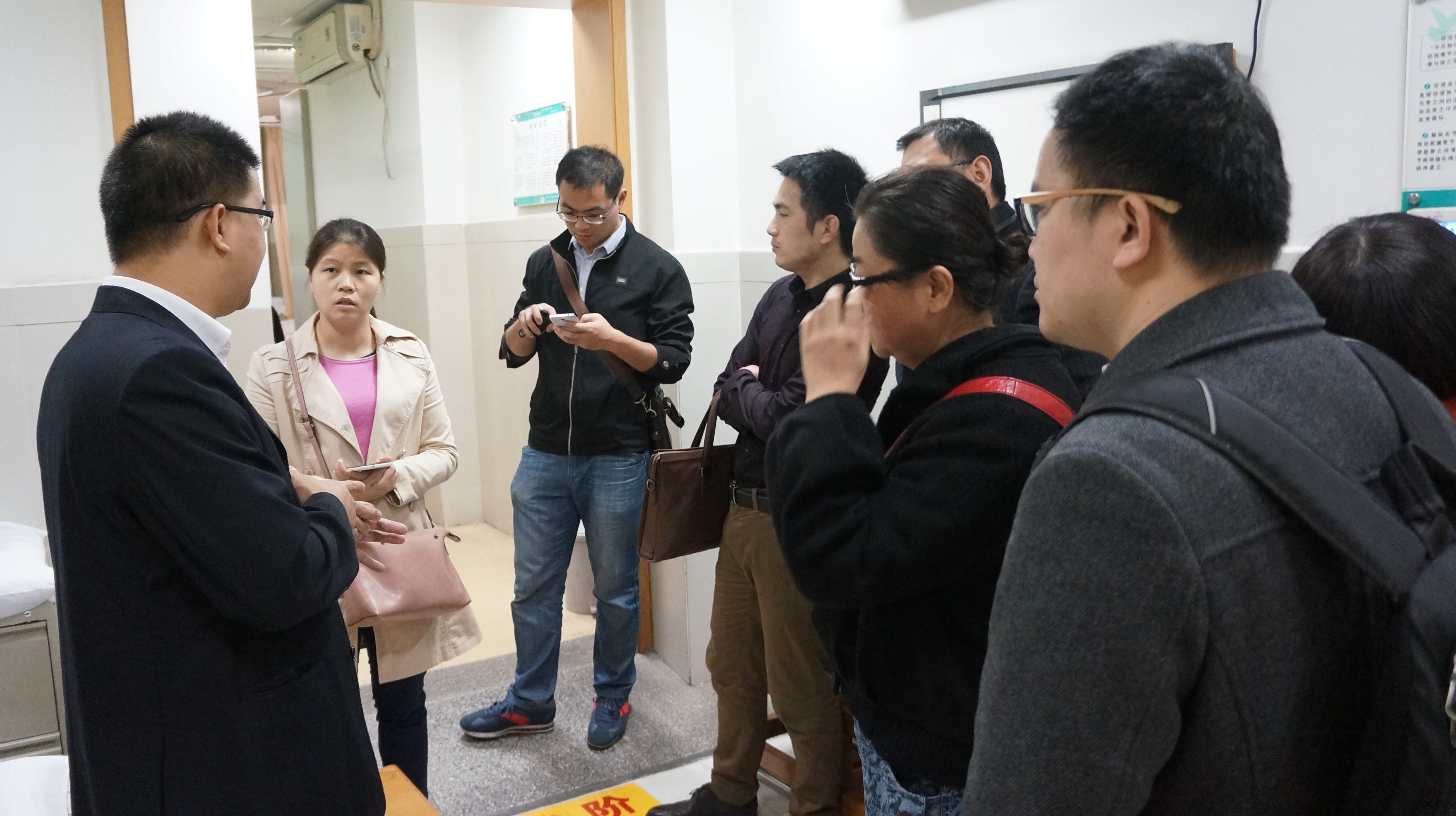 專家現(xiàn)場交流 專家現(xiàn)場交流