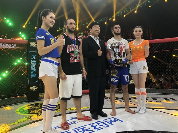 飛龍醫(yī)療外星艙走進武林風(fēng)