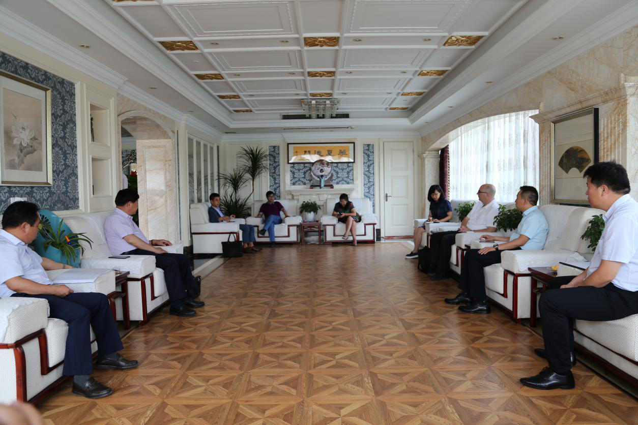 歐盟生命科技聯(lián)盟代表參觀(guān)考察飛龍醫(yī)療共話(huà)發(fā)展 歐盟生命科技聯(lián)盟代表參觀(guān)考察飛龍醫(yī)療共話(huà)發(fā)展