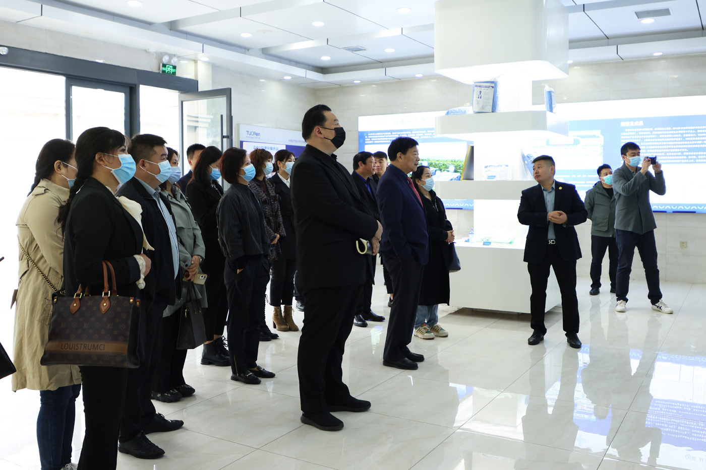 飛龍醫(yī)療赴駝人集團(tuán)參觀學(xué)習(xí) 飛龍醫(yī)療赴駝人集團(tuán)參觀學(xué)習(xí)